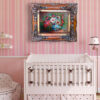 قاب تابلوفرش چوبی 3910 - تصویر گالری از نمای کلی قاب همراه با تابلوفرش در یک اتاق کودک قاب تابلوفرش چوبی 3910 - تصویر گالری از نمای کلی قاب همراه با تابلوفرش در یک اتاق کودک
