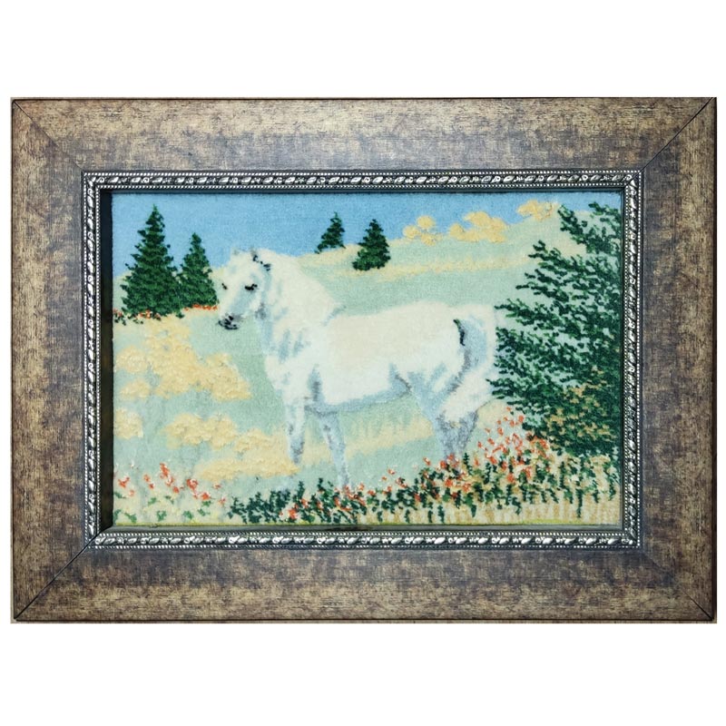 تصویر 2 از گالری قاب تابلوفرش کوچک 1243 قاب تابلوفرش کوچک 1243 - جنس PVC با رنگهای طلایی و مشکی